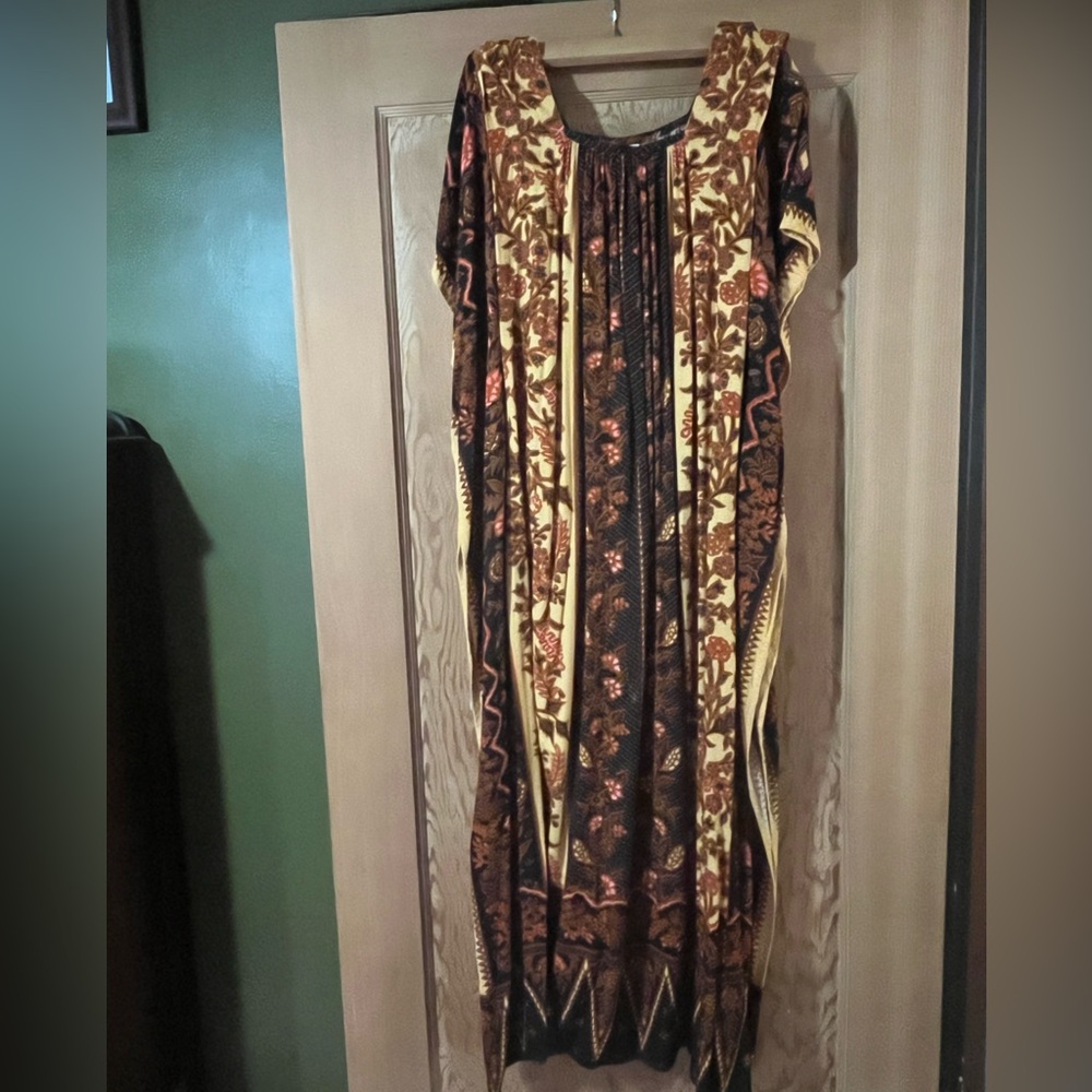 Bohemian Maxi Dress in Black and Gold